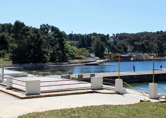 With Wifi - 21978 Pula