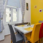 Apartament With Wifi - 21978 *